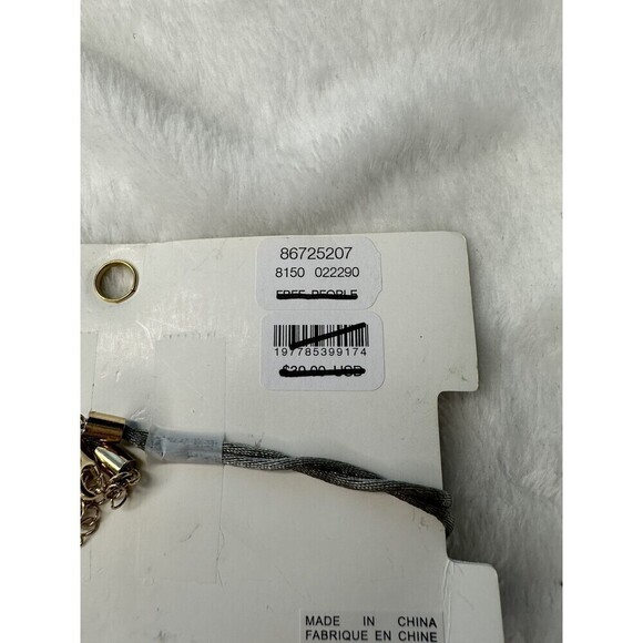 NEW Free People Velvet Heart Choker Sage Green Dainty Coquette Valentine’s Day - Picture 4 of 4